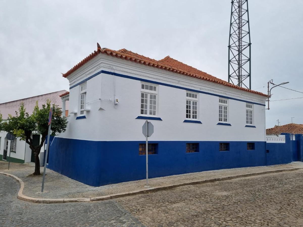 Casa Da Livraria - Boutique Da Cultura Villa Avis Exterior photo